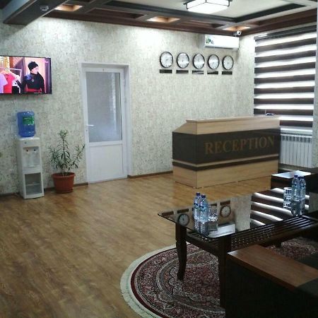 Hostel Farovon Marghilon 외부 사진