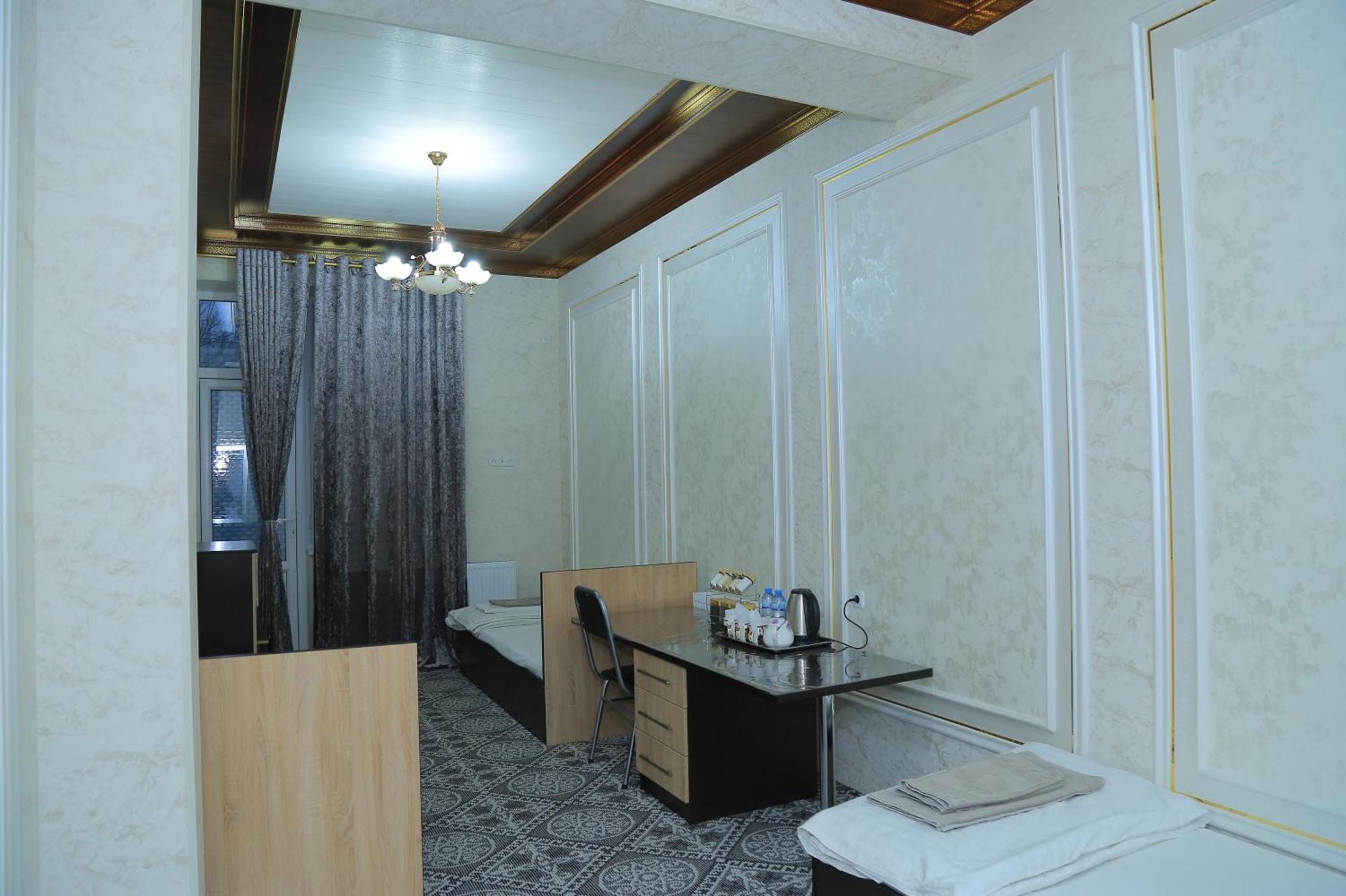 Hostel Farovon Marghilon 외부 사진