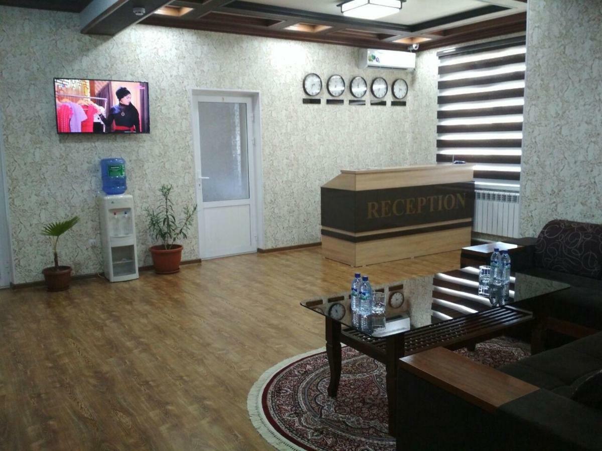 Hostel Farovon Marghilon 외부 사진