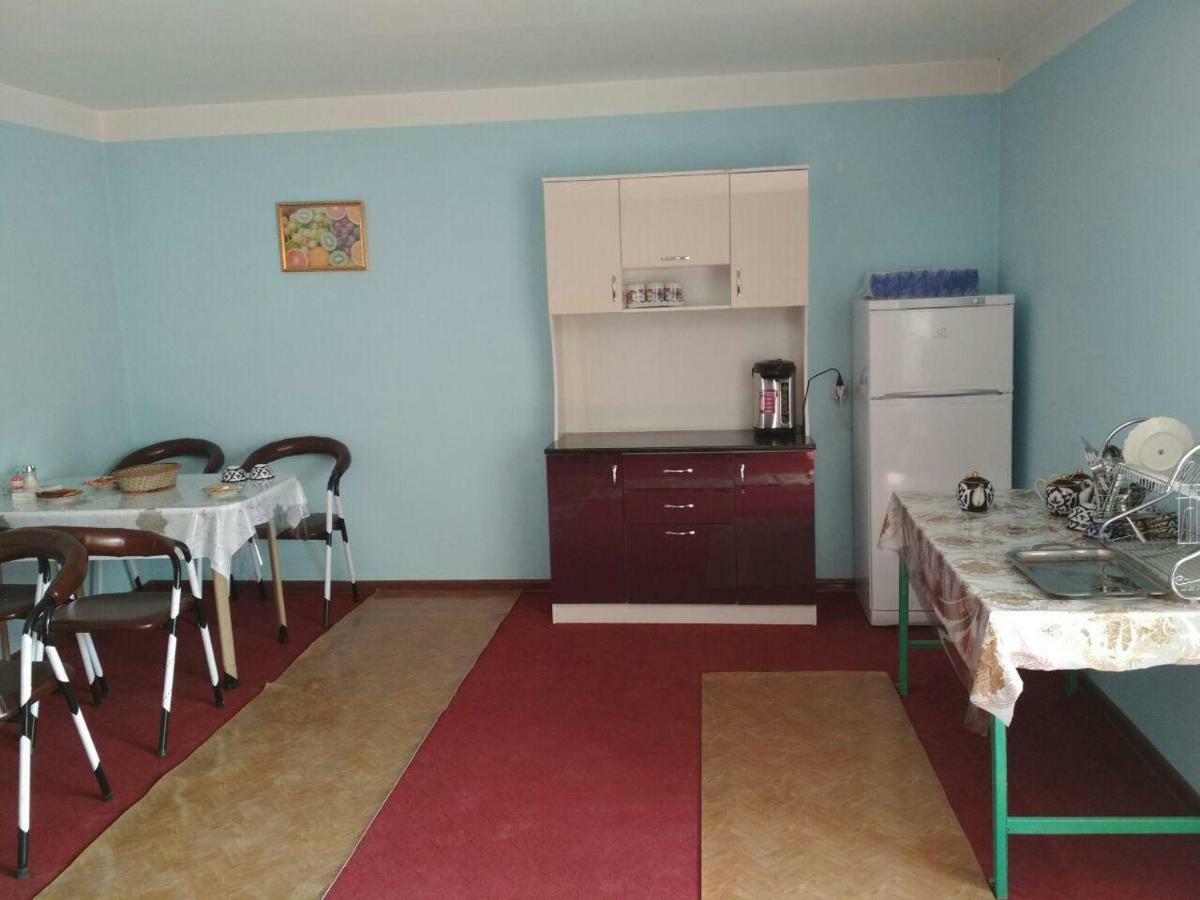 Hostel Farovon Marghilon 외부 사진