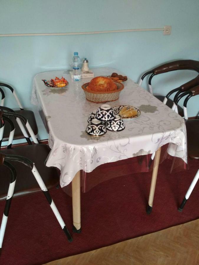 Hostel Farovon Marghilon 외부 사진
