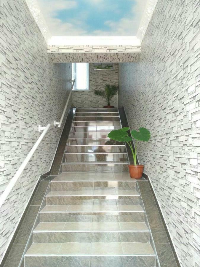 Hostel Farovon Marghilon 외부 사진