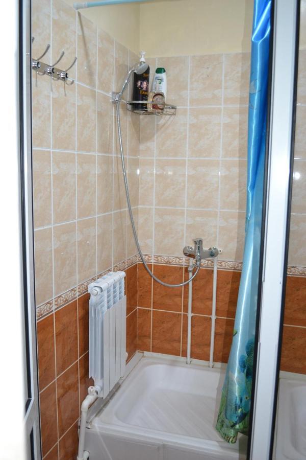 Hostel Farovon Marghilon 외부 사진